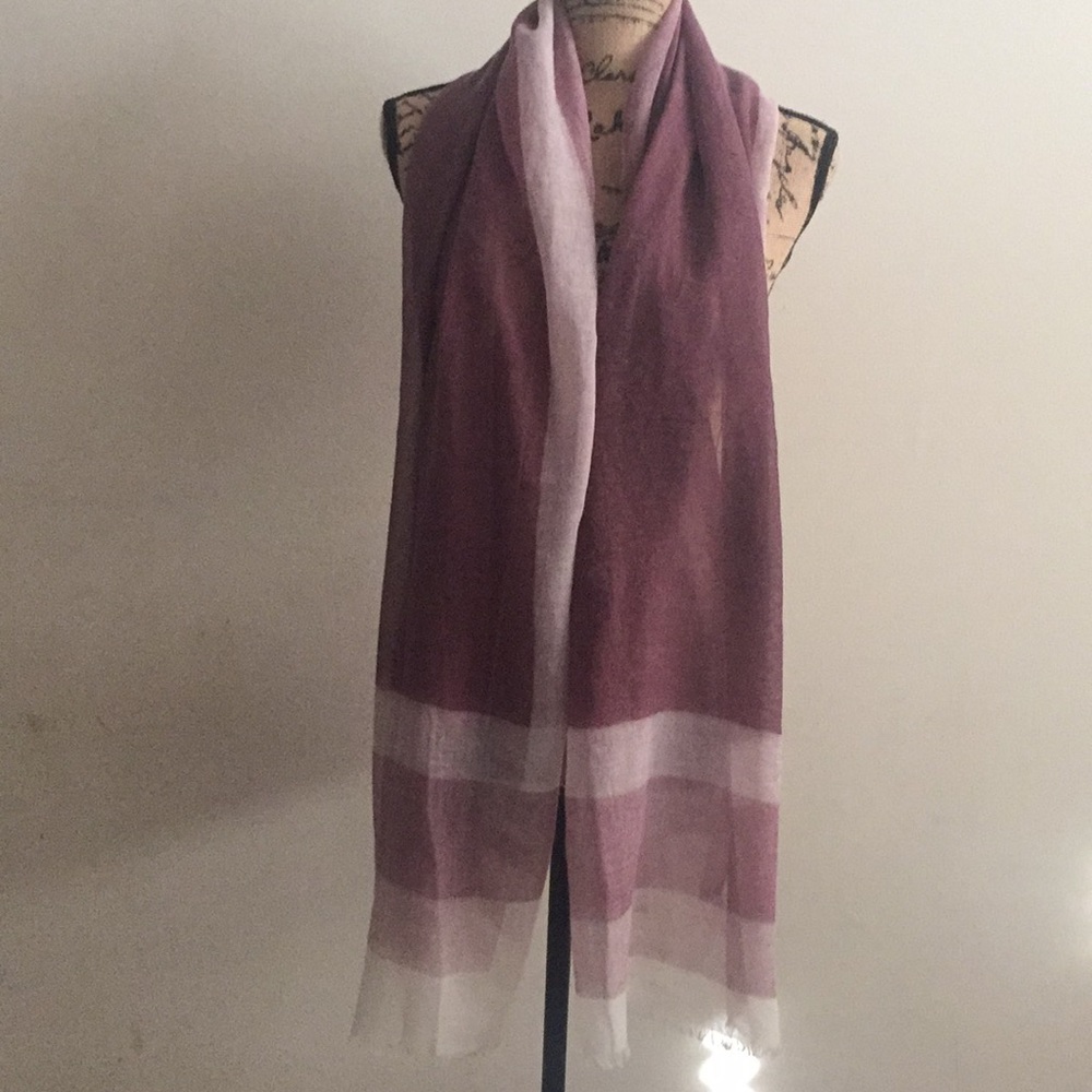 Beautiful scarf🔹